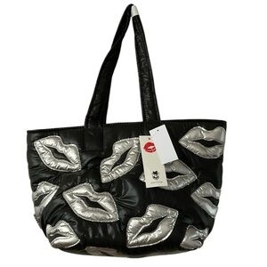 Wildfox Puffy Lips Quilted Tote Bag – Black & Silver